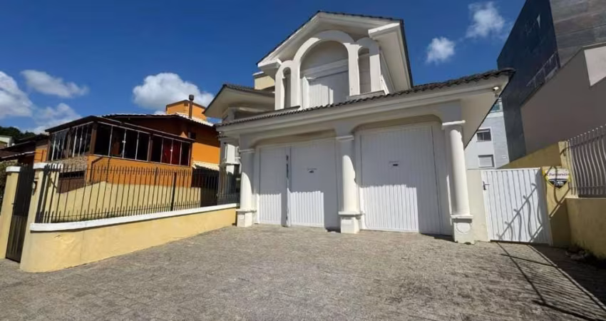Casa em condomínio fechado com 4 quartos para alugar na Rua Laélia Purpurata, 175, João Paulo, Florianópolis