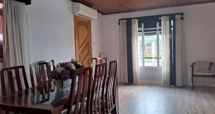 Casa com 4 dormitórios, 2 suíte, 215 m², à venda por r$ 960.000 - boqueirão, curitiba (pr)