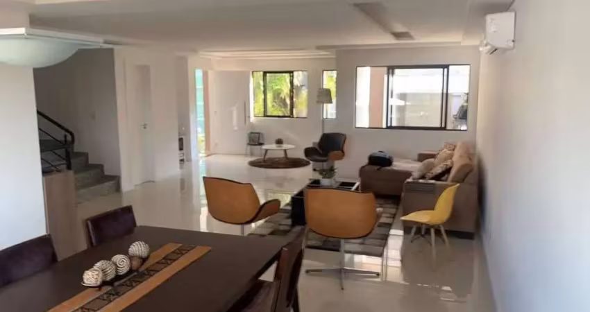 Sobrado com 5 dormitóros, 4 suítes, 295,53 m² - aluguel de r$ 14.000 - campo comprido, curitiba, pr