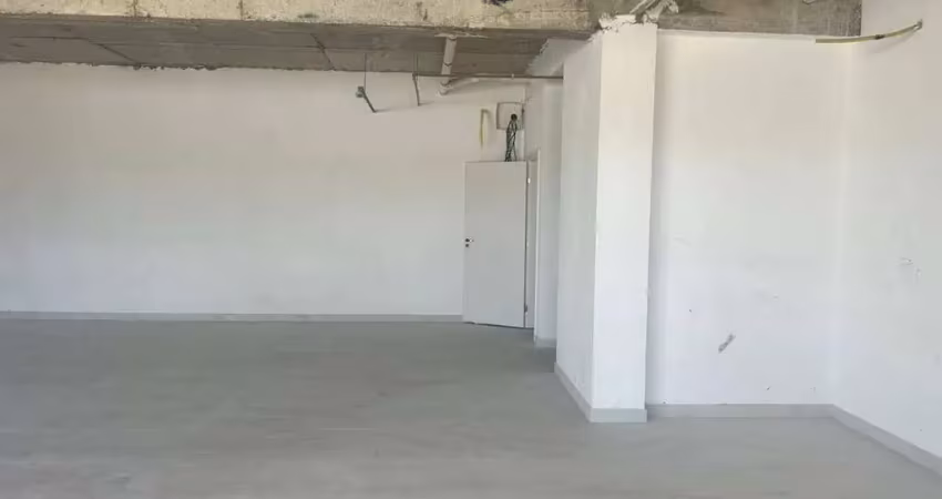 Sala comercial com 137,29 m², aluguel de r$ 6.895,47 + taxas - cidade industrial, curitiba (pr)