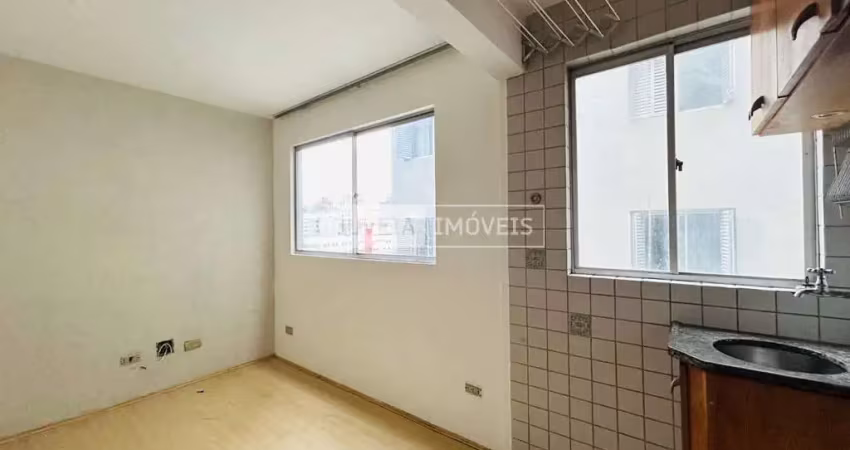 Studio com 1 dormitório, 28m², aluguel de r$1.400 + taxas - centro, curitiba (pr)