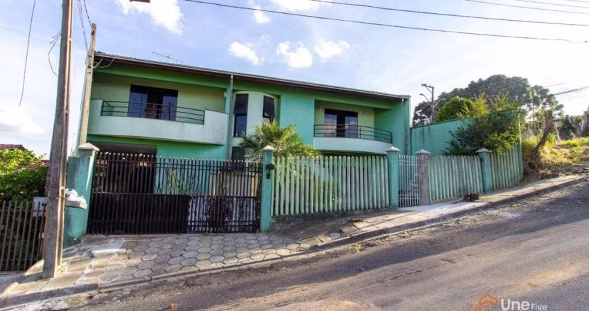 Centro da cidade: Sobrado de luxo com área para pets e muito mais!