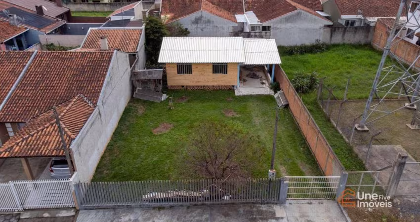 INVISTA EM UM FUTURO! Terreno de 400m² em área de grande valorização, próximo ao centro.