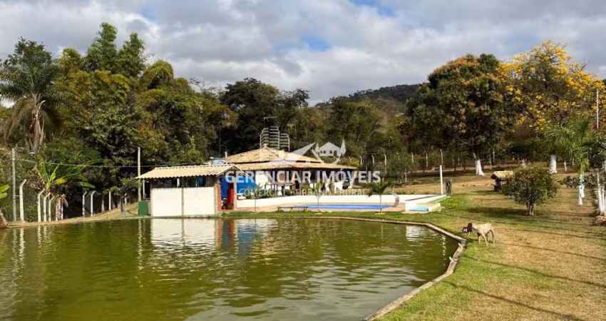 Sítio com 5 Hectares à Venda – Passa Tempo/MG