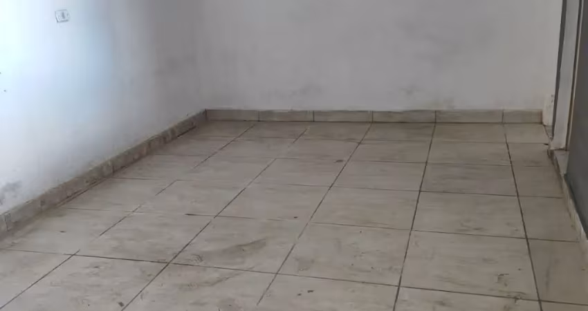 Aluga - se casa com 2 cômodos no cocaia em guarulhos