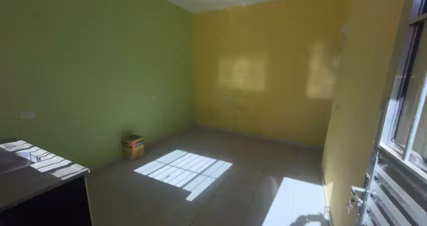 Casa com 1 quarto para alugar na Estrada do Elenco, 12, Taboão, Guarulhos