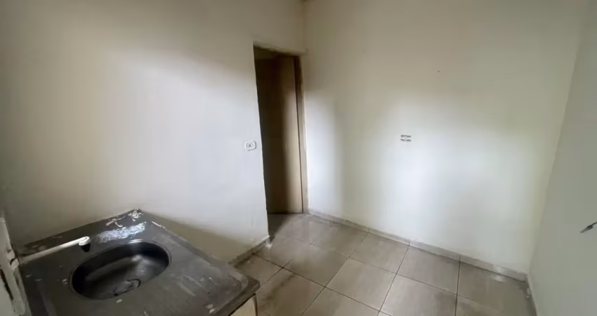 Casa com 1 quarto para alugar na Rua São Sebastião da Amoreira, 12, Jardim Jovaia, Guarulhos