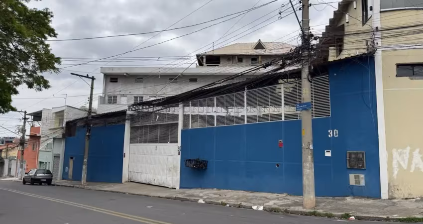 Aluga-se galpão com 400m² na vila barros - próx a av otavio braga de mesquita
