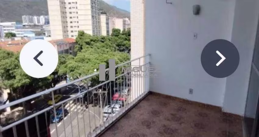 A venda apartamento de varanda, 3 quartos, na rua Haddock Lobo, Tijuca
