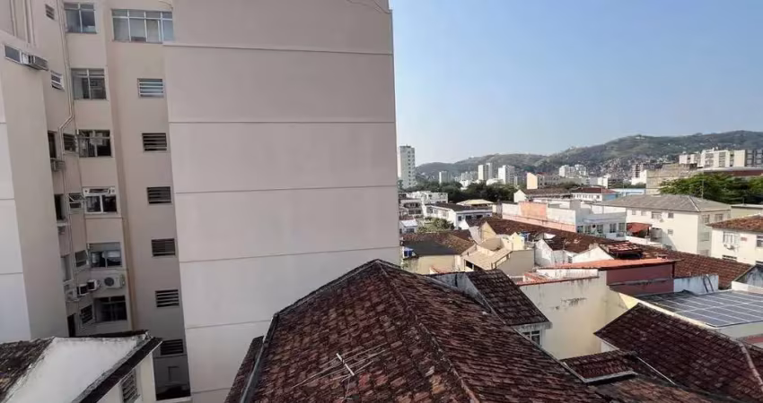 Apartamento a venda na rua grajaú, varanda, 3 quartos sendo 1 suíte, dependências e 2 vagas