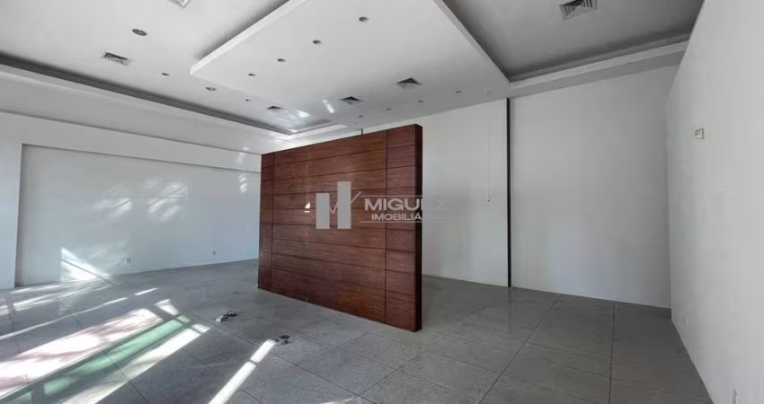 Prédio para alugar na Freguesia!
