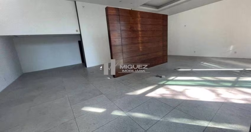 Prédio à venda na Rua Tirol!