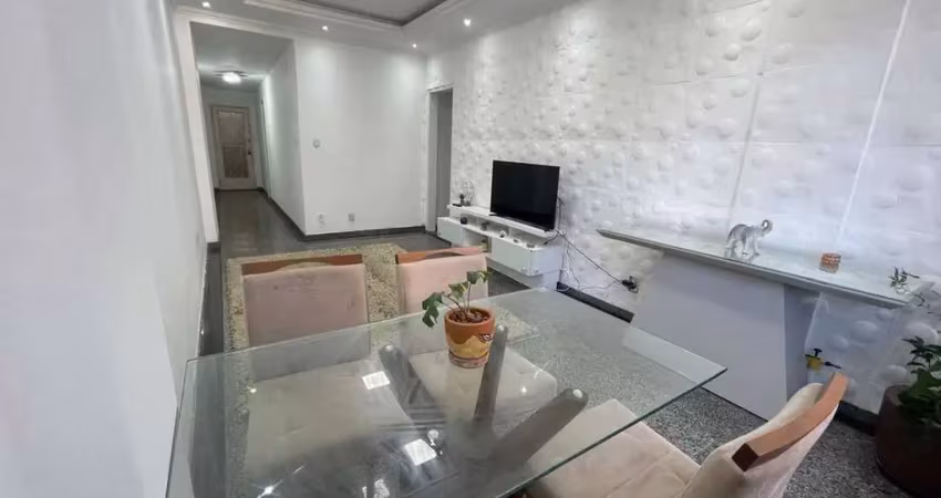 Apartamento a venda composto por 3 quartos, dependências completas e vaga no coração da tijuca!!