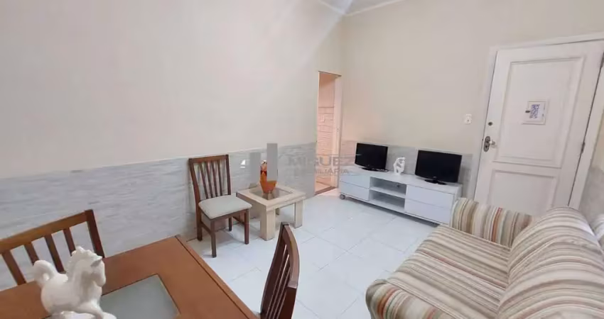 Apartamento a venda na rua santa luiza, tijuca - rio de janeiro, imóvel lindo, modernizado, sala ampla, 2 quartos com armários e climatizados, banheiro social, cozinha, área de serviço e dependências 