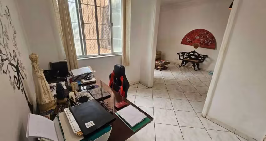 Bairro grajaú – imóvel espaçoso à venda na rua mearim | 2 quartos + dependência completa