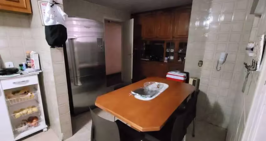 Apartamento, varanda sala 3 quartos com 2 vagas - rua carlos de vasconcelos - tijuca.