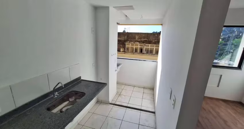 Código 19423 - rua barão de petrópolis - rio comprido : sala, 2 quartos com vaga.