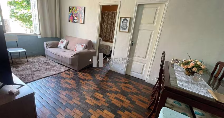 Apartamento a venda com 4 quartos, Rio Comprido - Rio de Janeiro