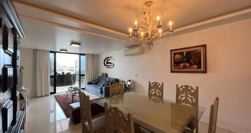 Vendo cobertura linear, 3 suítes sendo 2 com closet e 2 vagas!