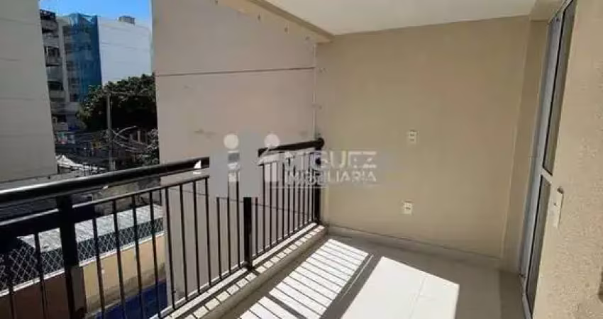 Vendo apartamento marquês de valença. varanda, 3 qtos e infra