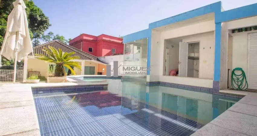 Casa à venda linear na rua marechal jofre - grajaú, sala, 4 quartos, 2 suítes, 6 vagas de garagem e piscina! são aproximadamente 330m²!