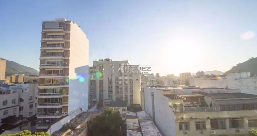 Apartamento à venda  rua alzira brandão tijuca salão 4 quartos sendo um suíte 2 vaga de garagem