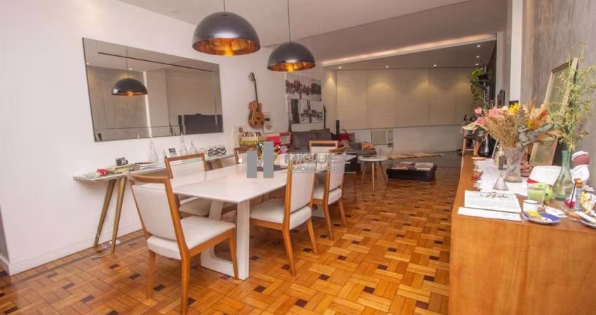Apartamento à venda Tijuca, salão em 3 ambientes, 3 quartos, 1 vaga de garagem, com aproximadamente 160m²!  Localizado apenas a 700 metros do metrô São Francisco Xavier entre as Ruas Alzira Brandão e 