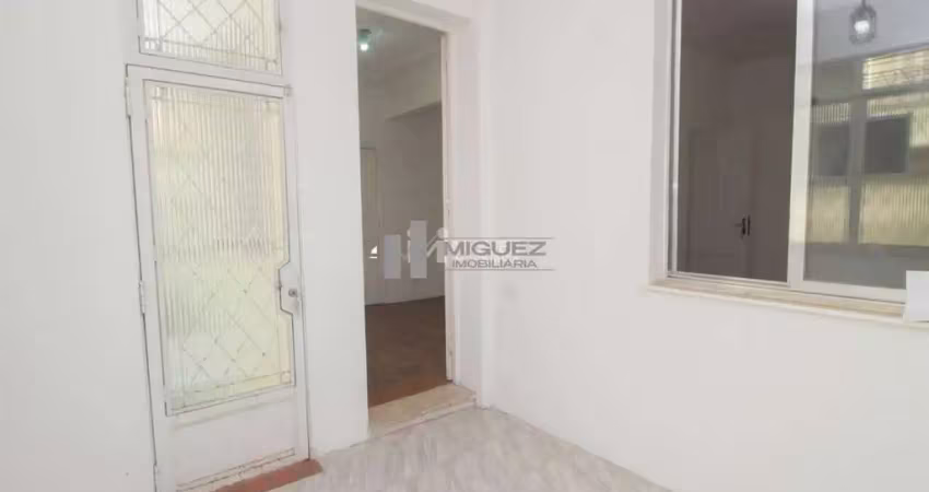 Exclusividade. apartamento térreo à venda rua caruso tijuca 3 quartos código 7066