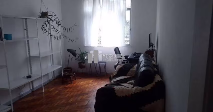 Rua mendes tavares - vila isabel - apartamento com 2 quartos, banheiro social, dependência completa