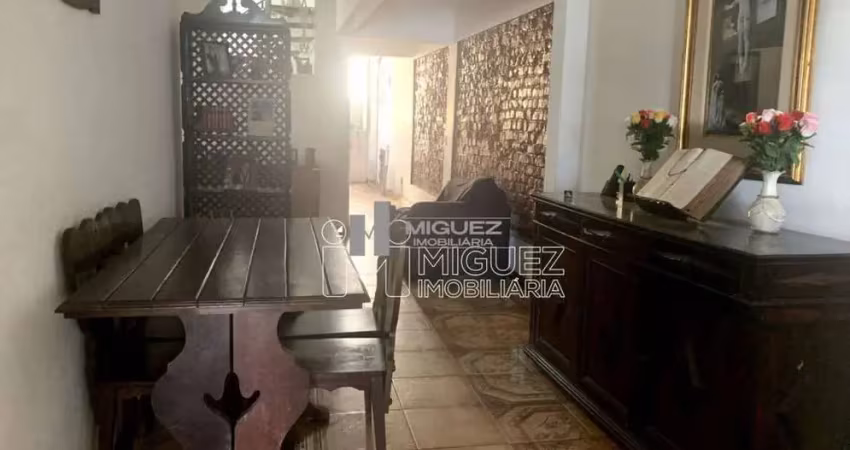 Casa a venda em santa teresa com 4 quartos, santa teresa - rio de janeiro - código 5259