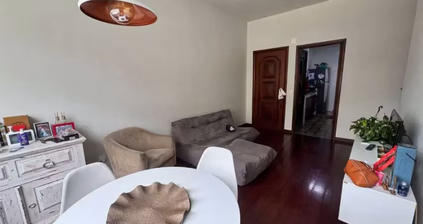 Vendo apartamento rua são francisco xavier (tijuca) 2 quartos entre as ruas visconde de itamarati e avenida maracanã