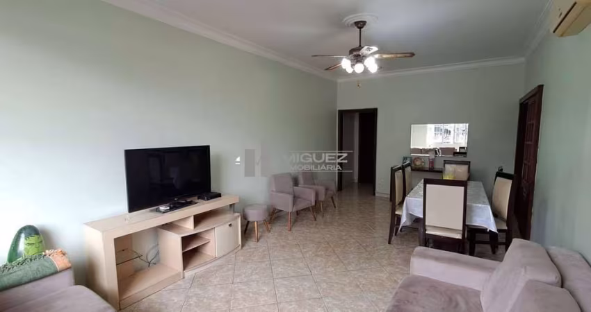 A venda rua Haddock Lobo a poucos minutos do Centro da Cidade, e da zona Sul, apartamento 3 quartos de aproximadamente 120 m² em prédio com portaria 24 horas
