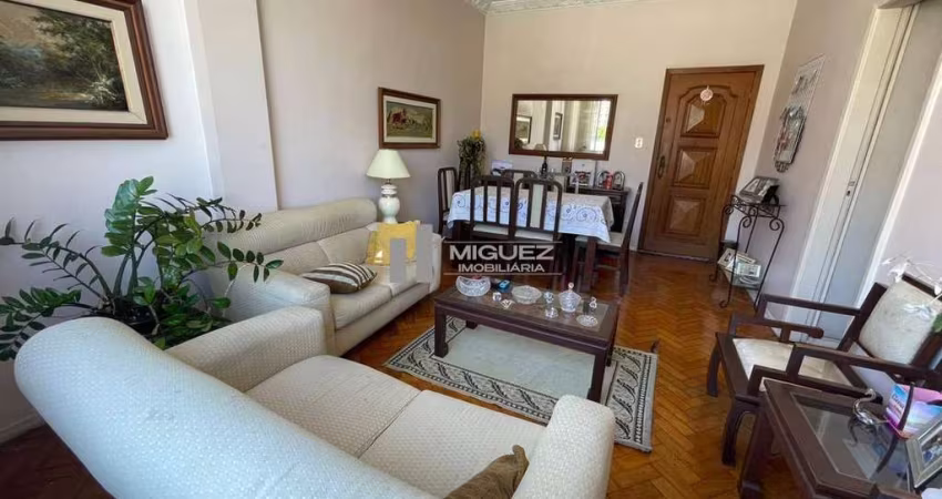 Apartamento a venda, a uma quadra da Praça Afonso Pena, com 3 quartos, vaga e 90 m², Tijuca - Rio de Janeiro