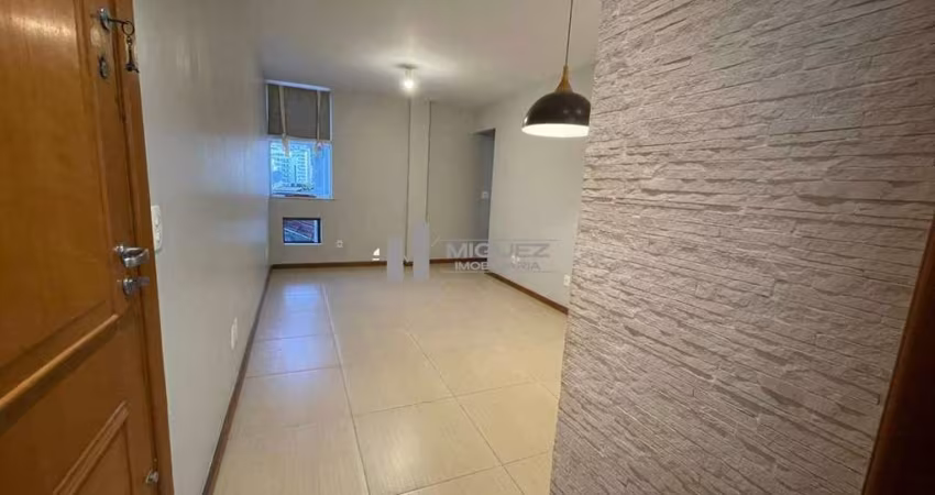 Apartamento a venda com 2 quartos na Praça Afonso Pena, Tijuca. Oportunidade única! - Rio de Janeiro
