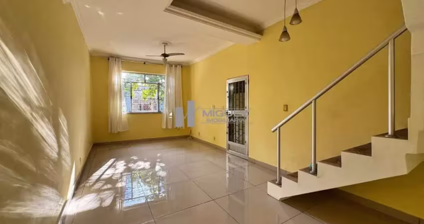 Alugo Casa 4 quartos, 1 suite, vaga.  na Rua General Argolo (São Cristóvão)
