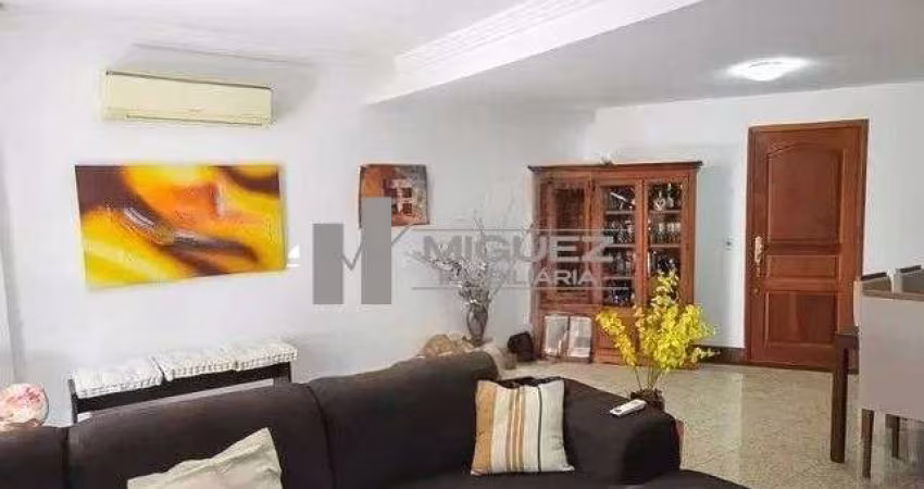 APARTAMENTO À VENDA - 117², ORIGINAL 3 QUARTOS, VARANDA, PROXIMIDADES PRAÇA XAVIER DE BRITO E METRÔ URUGUAI