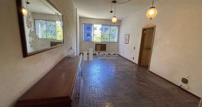 Apartamento à venda na Praça Afonso Pena, Rua Doutor Satamini, metrô Afonso Pena, 2 quartos, dependência completa, 1 vaga de garagem na escritura, infraestrutura completa, código 21181
