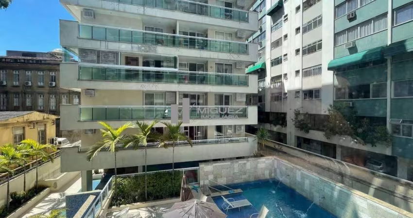 Apartamento à venda no Condomínio Focus! Varandão, finamente decorado, 3 quartos, copa cozinha, todo climatizado, com armários planejados em todos os cômodos! Prédio com infra estrutura e porteiro 24 