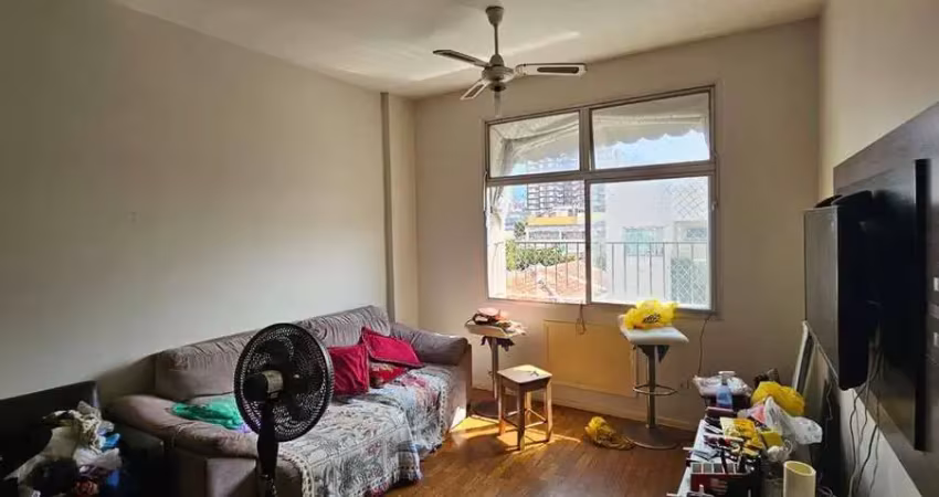 Vila isabel, rua sousa franco, 03 quartos, 95m2, esquina com a boulevard 28 de setembro, á venda