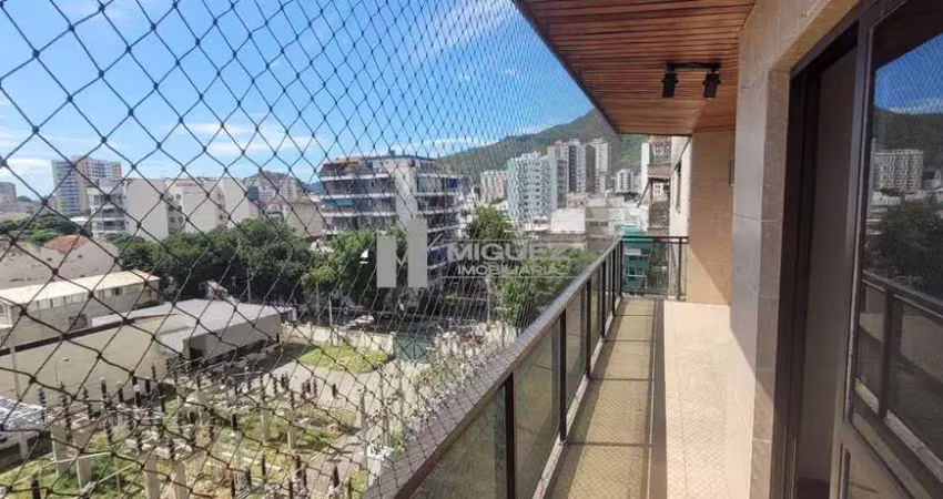 Vila Isabel, Rua Maxwell, esquina com Ribeiro Guimarães, 4 quartos com 1 Suíte, 3 vagas na escritura, 124m2