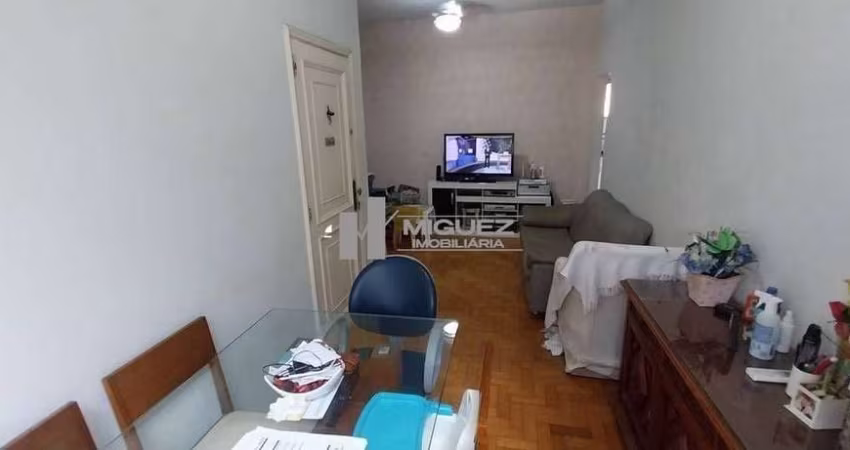 Rua Ferdinando Laboriau - Apartamento com 2 quartos - Tijuca - Código 21439