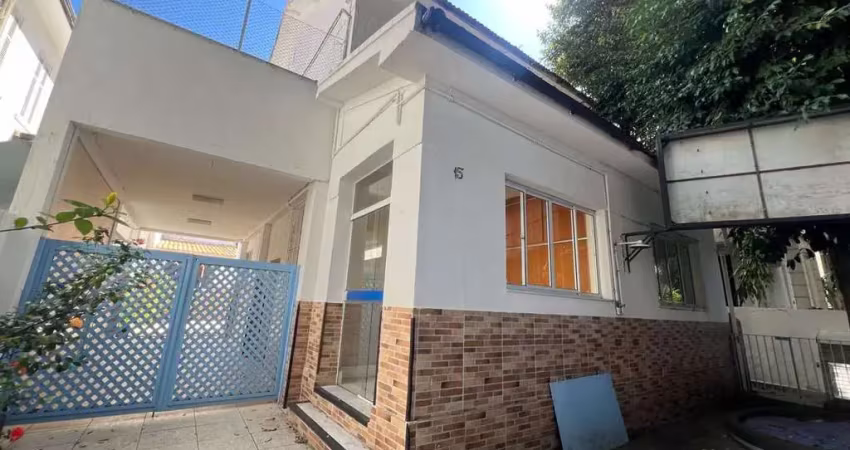 Tijuca- casa à venda em rua particular (condominio fechado) junto à praça afonso pena metro.