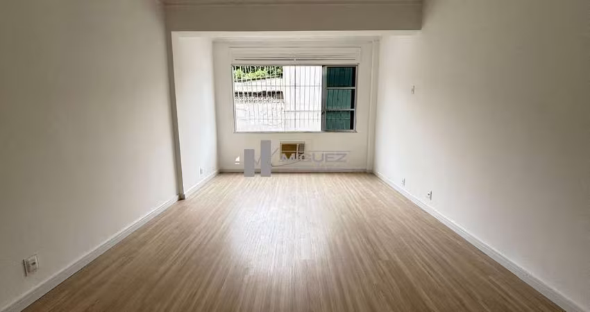 Apartamento à venda Rua Visconde de Figueiredo, 3 quartos 1 vaga de garagem 110m²