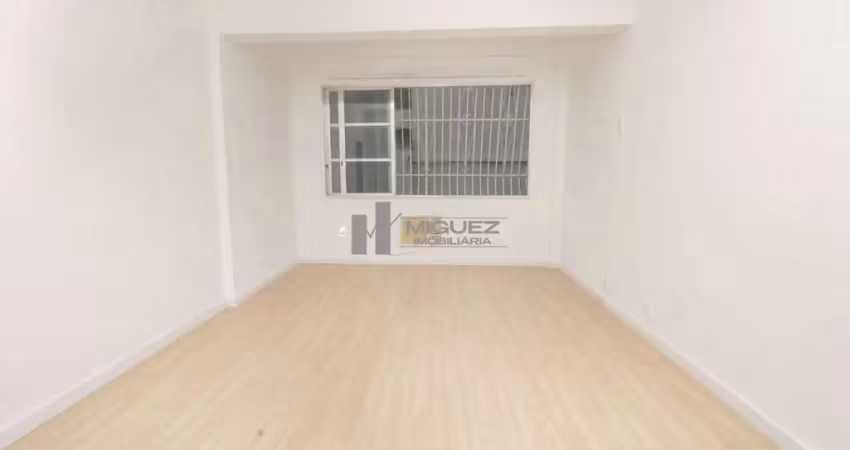 Apartamento à venda na tijuca, com 3 quartos, 1 vaga de garagem, próximo à praça saens pena e ao metrô da praça afonso