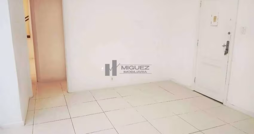 APARTAMENTO A VENDA, SALA, 2 ÓTIMOS QUARTOS, DEPENDÊNCIAS COMPLETAS, RUA JORGE RUDGE, VILA ISABEL