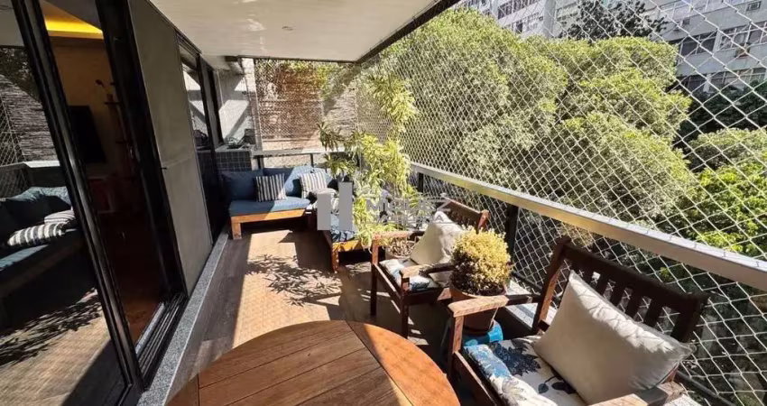 ALUGO APARTAMENTO RUA URUGUAI (PARTE NOBRE) VARANDA, 4 QUARTOS, 2 SUITES, 3 VAGAS DE GARAGEM.