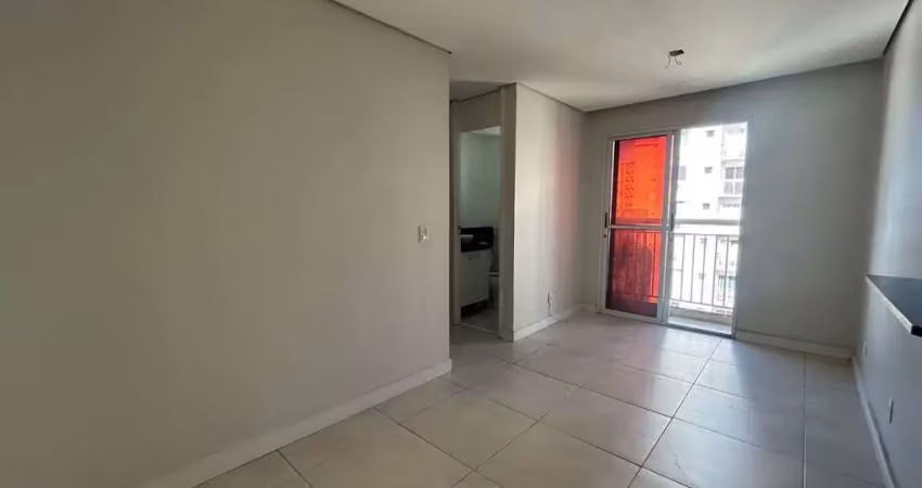 Alugo apartamento gen. bruce com 2 quartos, vaga e infraestrutura