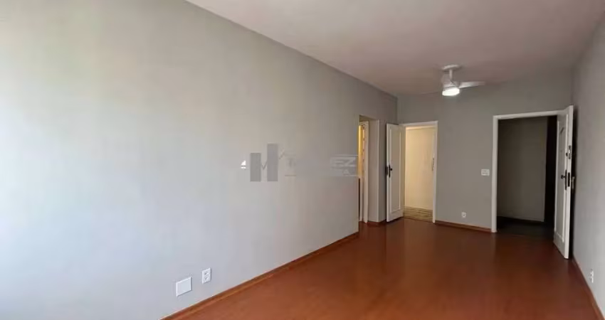 A venda apartamento na melhor rua do bairro de vila isabel, rua jorge rudge, 2 quartos, lavabo, cozinha com dependência completa e vaga na escritura.