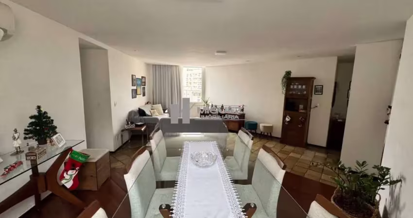 Seu novo lar na tijuca! apartamento a venda rua sabóia lima, com 3 quartos ( 1 suite) e 1 vaga de garagem. a poucos passos do metrô uruguai, este imóvel une conforto e uma localização estratégica para