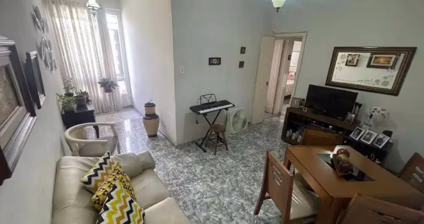 Apartamento à venda no andaraí, na rua leopoldo, com sala ampla e 2 quartos. a apenas 800 metros da rua uruguai, oferece praticidade e conforto em localização estratégica. ideal para o seu novo lar! e